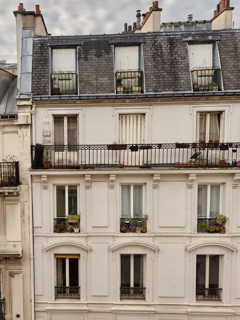 Fotografia di case tipiche parigine

