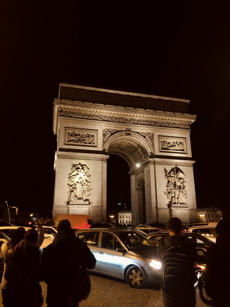 Fotografia dell'arco di trionfo a parigi