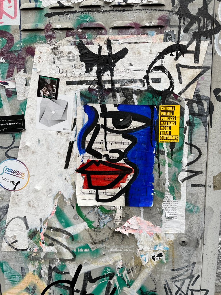 Fotografia di murales in zona tortona a milano