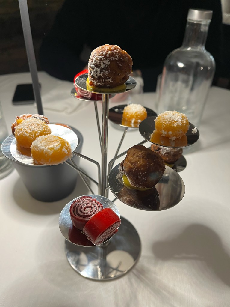 Radicì ristorante Iseo | Cucina contemporanea | Menù di lago | Dove mangiare a iseo? | dolci e dessert